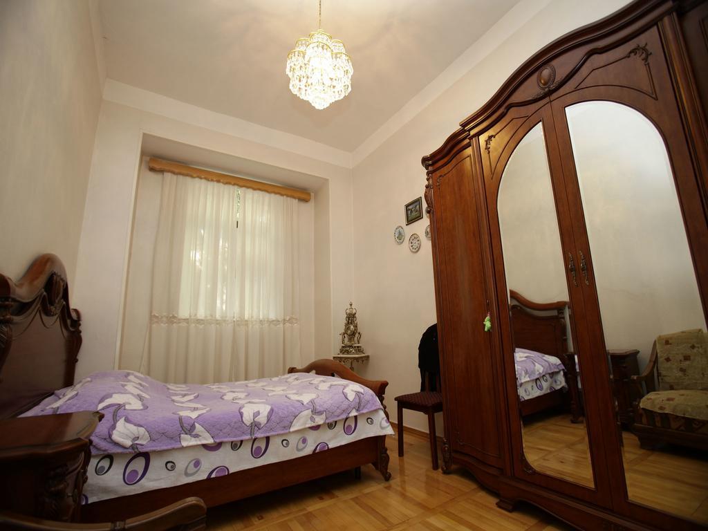 Leila Hotell Tbilisi Rum bild